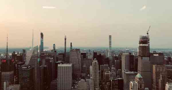 哈工人工智能机器人：重新定义未来产业