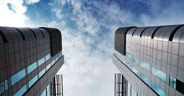 人工智能机器人忠实服务