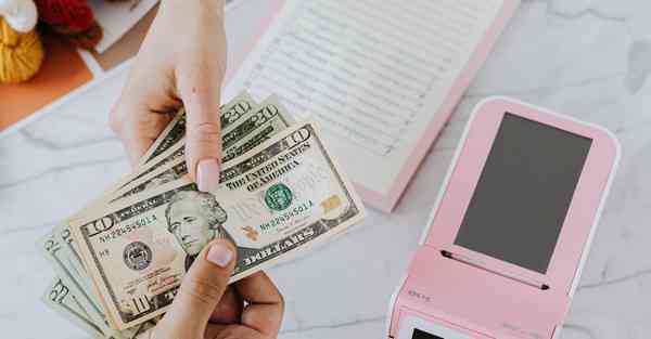 AI绘画生成顶级大佬秋叶