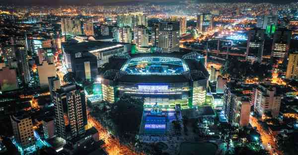 现在人工智能家庭机器人，现在人工智能家庭机器人有哪些