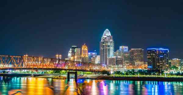 智能语音物业机器人，智能语音物业机器人是什么