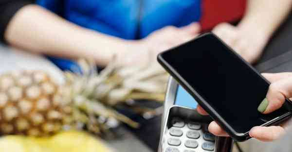 现在人工智能家庭机器人，现在人工智能家庭机器人有哪些