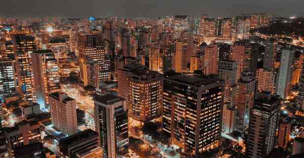 超人人工智能：科技进步的巅峰之作