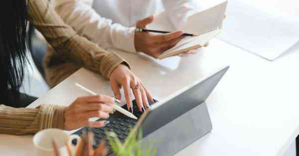 AI绘画对画师的灾难作用（AI绘画对画师的灾难作用大吗）