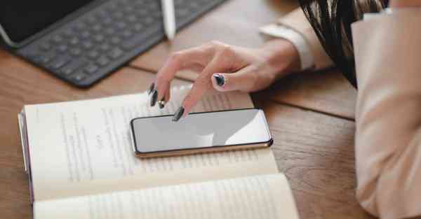 AI绘画生成顶级大佬秋叶