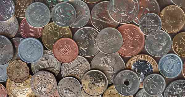 民爆行业请来智能机器人