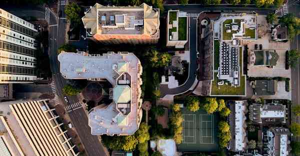 AI绘画铃兰元素短裙（铃兰画画的简便方法）