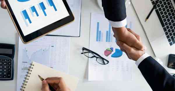 AI绘画生成顶级大佬秋叶