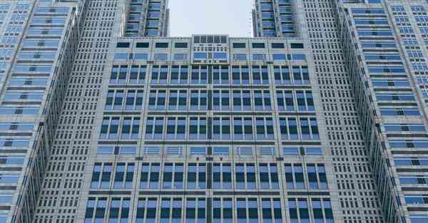 AI绘画对画师的灾难作用（AI绘画对画师的灾难作用大吗）