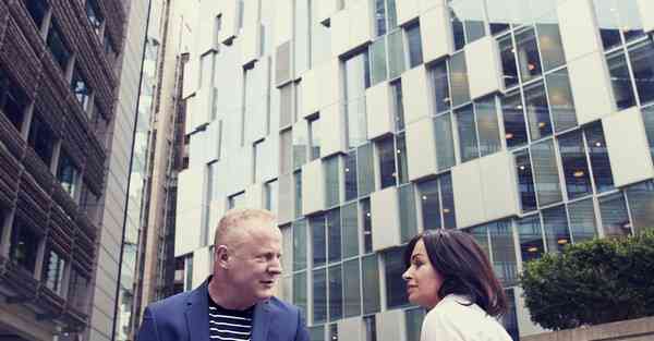 哈工人工智能机器人：重新定义未来产业