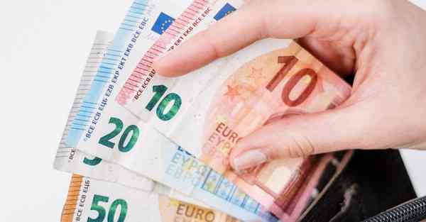 无人机大数据价格（大规模无人机）